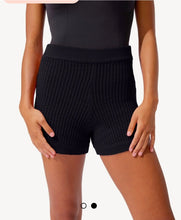 Load image into Gallery viewer, Capezio Mise-En-Scene Anderson Short- Black